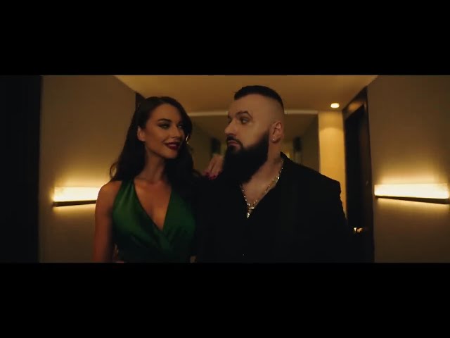 Irina Shayk von Buba Corelli ((jetzt ansehen))