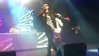 Izi ft. Rkomi - Areoplanini Di Carta Live #hhtfree Fabrique Milano 8/10/16