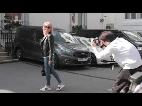 SUSIE VANNER - Walk On The Wild Side (Out Now)