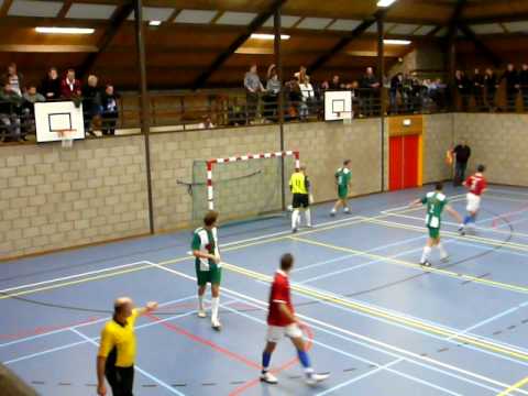 2e doelpunt door Bart Spil