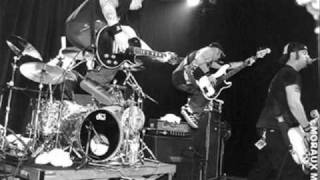 No use for a name - Redemption song (Live in a dive)