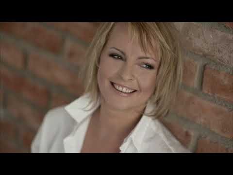 Iveta Bartošová- Bílý kámen Karaoke