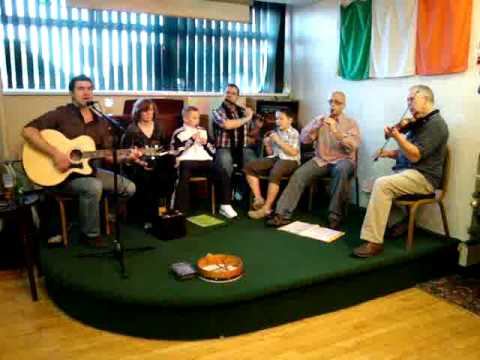 Tom sings fields of Athenry