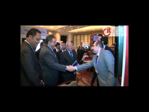 جولة وزير الاتصالات المهندس عاطف حلمى داخل معرض "دور تكنولوجيا المعلومات فى تطوير الصناعات المصرية"
