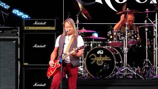 Foghat &quot;Home In My Hand&quot; @Epcot 04/06/2018