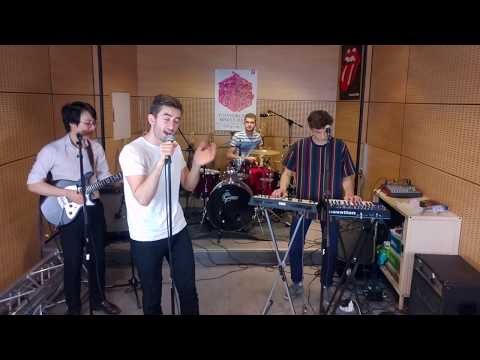 FlopitoÏ Stiches Feat Kris James