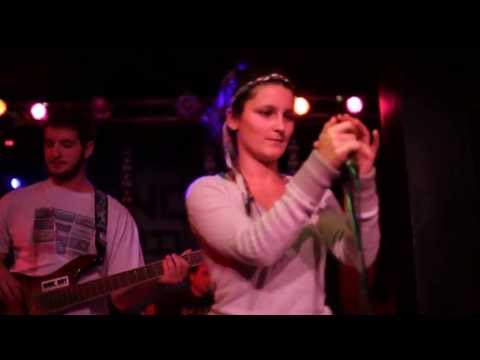 Emilia Calling Reloaded - Don't Mind The Gap