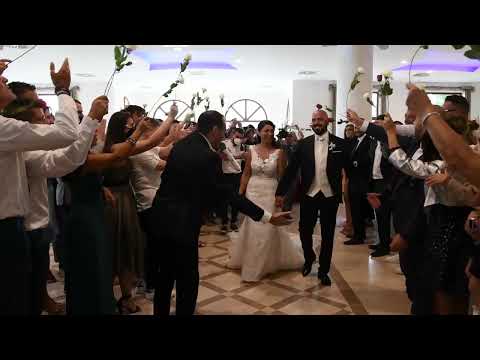 Matrimonio Raffaella&Jonathan! L'emozione dell'ingresso in sala!