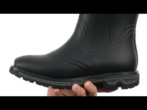 Ariat Conquest Rubber Buckaroo  SKU:8762570