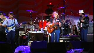 Willie Nelson - Stay A Little Longer (Live at Farm Aid 1985)