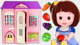 Baby Doli and two story house cooking kitchen
