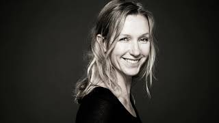 Ebba Forsberg - Hold Me