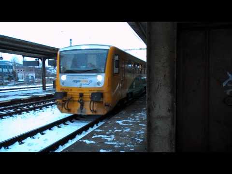 Odjezd vlaku Os 7060 (ČD 814.175) - Most, 13. 3. 2013