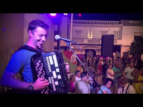 Luis Godinho ao vivo - Merengue “A negra”