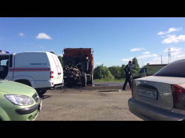  В страшной аварии в Татарстане разорвало кабину грузовика (ФОТО, ВИДЕО)