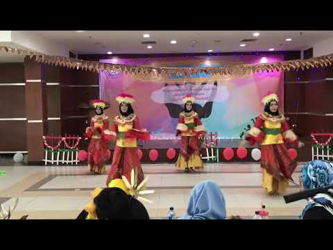 Lenturnya  Penari "INDONESIA MENARI 2015" PGSD UHAMKA