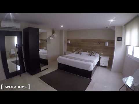 Chic studio apartment for rent near El Rastro in Centro - Spotahome (ref 236557)