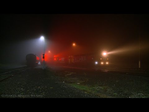 3KG6 Grain Train In Night Fog - PoathTV Australian Railways