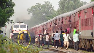 preview picture of video 'Morons challenging speeding and dust raising Doon Express!!! | Indian Railways'