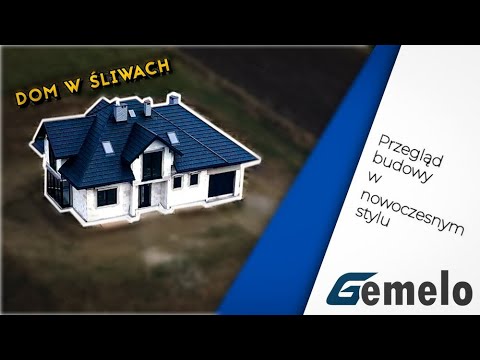 Dom w śliwach - piękny wykusz i kompozycja