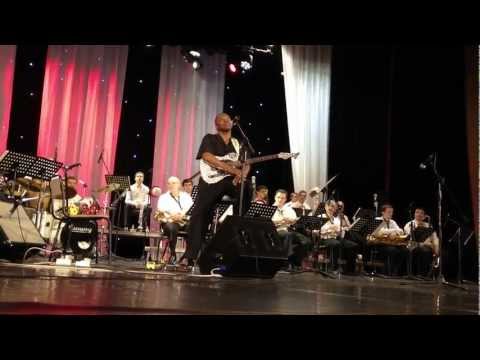 Alvon Johnson - What A Wonderful World (in Tatar State Philharmonic Hall)