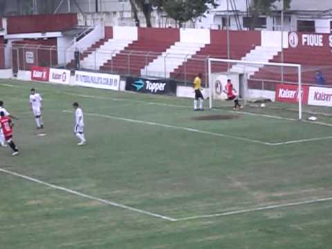 juventus 4 x 2 taboão gol de penalti