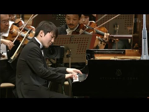 Seong-Jin Cho  Mozart Piano Concerto No.21