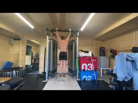 Royal Marines Pull up Test