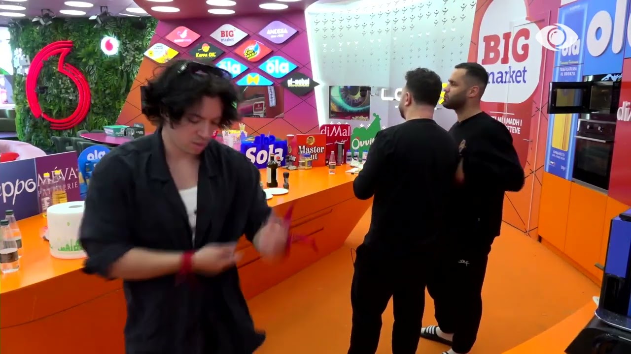 Ku do e lësh fytyrën/ Vijon debati mes Mateos dhe Artanit: Je i degjeneruar