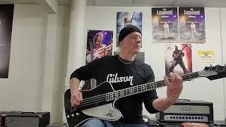 Video thumbnail for Gibson G2 Gene Simmons Thunderbird demonstration by hiwatt scott