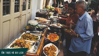 Buffet miễn phí hơn 100 món cho người nghèo ở Sài Gòn