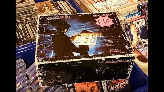 Sinclair's First Portable / Last Computer : Unboxing The Cambridge Z88.