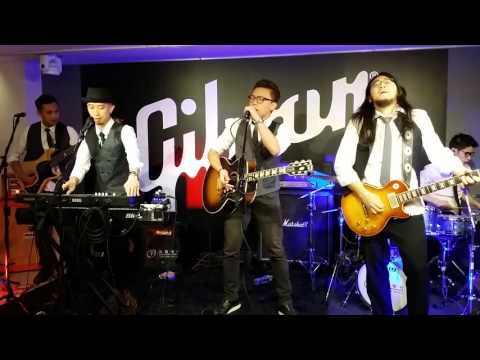 gibson vip party…section 7~ presented by Nowhere Boys