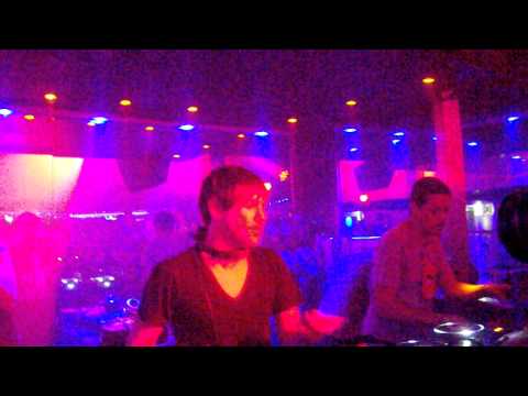 Quentin Mosimann @ Queen Club Paris Le 18/06/2011 ( Intro ) By Matbil !