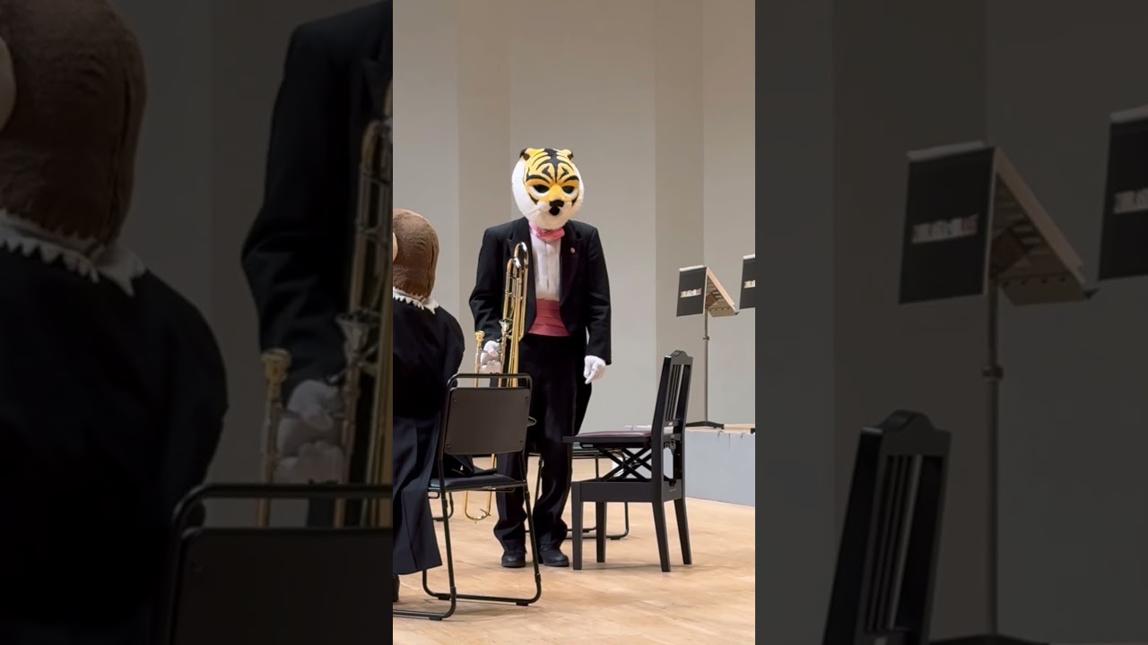 地味〜なイタズラ #スマトラトラ #ズーラシアンブラス #今日のいたずら