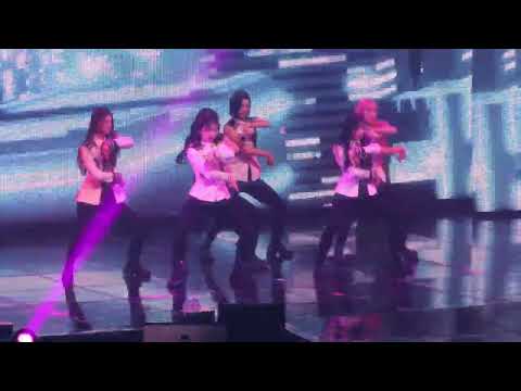 231008 NMIXX - 占 (TANK) | 1st Fan Concert NMIXX change up: MIXX UNIVERSITY