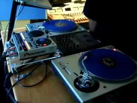DJ Rawn 5 O'clock Movin' Mix on Movin' 93.9 FM Los Angeles