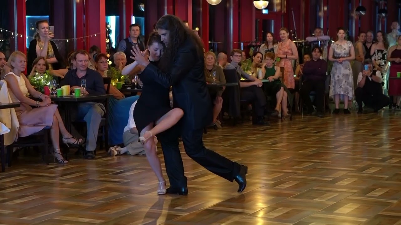 VolgaTangoFest. Екатерина Семенова и Daniel Tuero (1)