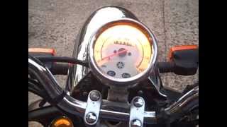 preview picture of video '2005 Yamaha Vino Walk Around and start up and short trip'
