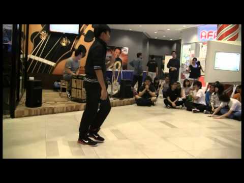 120420 KPOP Dance Off Vol 19 - EXO-K: MAMA