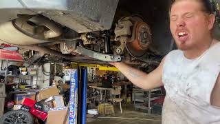 Rear strut replacement Subaru Impreza