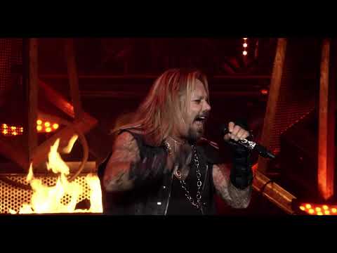 Motley Crue - Shout At The Devil (The End, Live In Los Angeles)