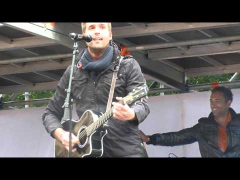 Nick en Simon LACHEN!! zelfgemaakt nr nick EK 2012