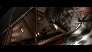 Hauschka - Making Of &quot;What If&quot; - Constant Growth Fails