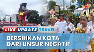 Kemeriahan Pawai Ogoh-ogoh Hitam & Merah di Ambon, Bersihkan Wilayah Kota dari Unsur Negatif