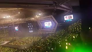 Download lagu EXO Chen sing along with EXO-L 'Everytime' Ost. Descendant of the Sun -Live mp3