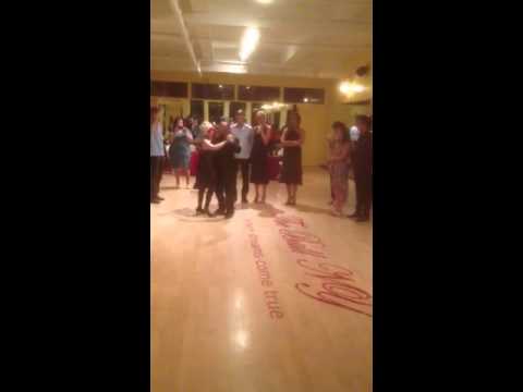 Basic Tango lesson - 6 count walk
