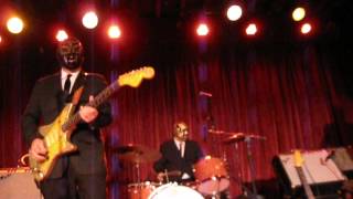 LOS STRAITJACKETS w/ DEKE DICKERSON -- "FURY"