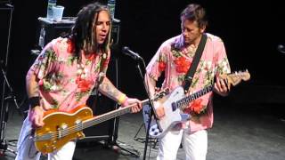 Me first and the gimme gimmes - Sloop John B.