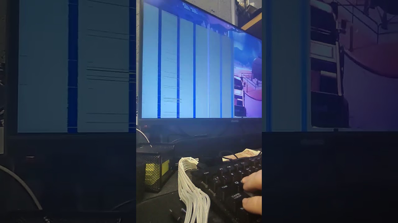 weird screen artifacting/flickering on PC,  anyone know what it could be?